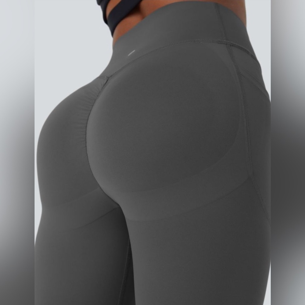 Halara UltraSculpt Tummy Control, Butt lifting/sinched Leggings - Picture 3 of 5